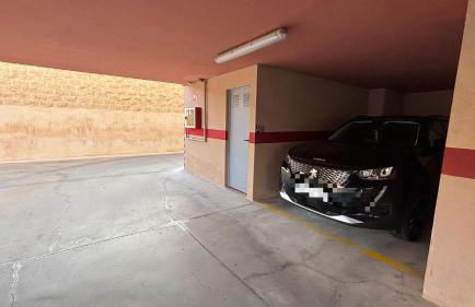 Apartamento nuevo con parking y piscina gratis - Photo 47