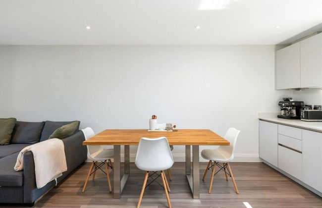 2 Bed 2 Bath Apt Close to Reigate Station - 2230 - Foto 17