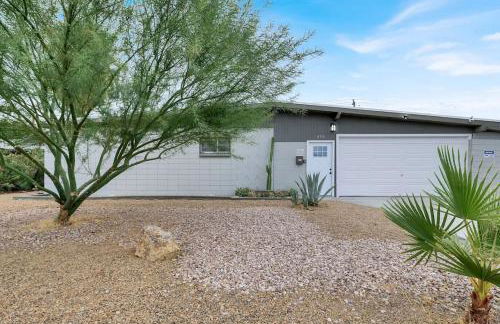 3BR Retreat with BBQ, Pool and Close to Las Vegas Fun - Foto 4