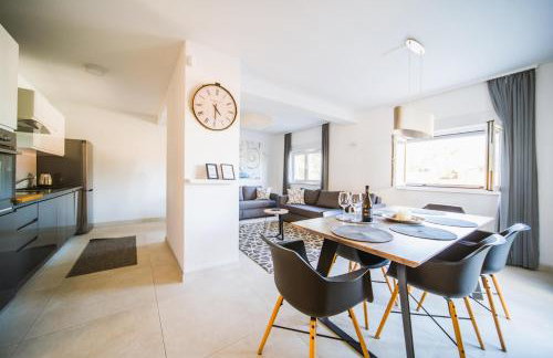 Apartmani Teuta - Foto 1