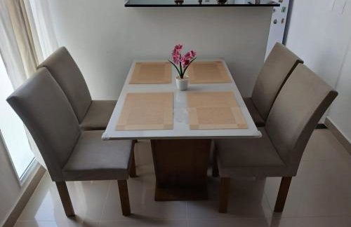 FLAT ACONCHEGANTE poucos min da praia - Foto 31