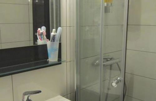 Studio cosy pour 4 personnes avec balcon et parking à 250m des remontées mécaniques - FR-1-676-15 - Foto 4