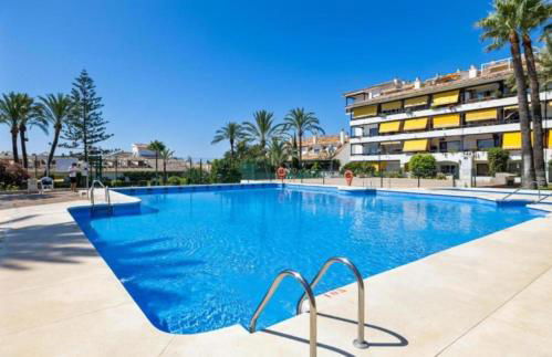 Iron House - Penthouse with Bathtub in Golden Mile & Roman Bridge - Foto 77