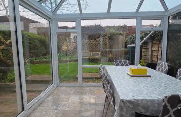 Cozy 4-Bedroom Family Getaway - Foto 3