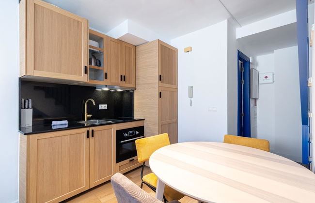 Mena Studio budget with terrace - Photo 25