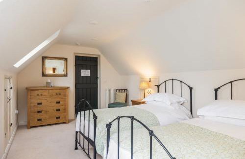The Coach House at Noelles Cottages - Foto 38