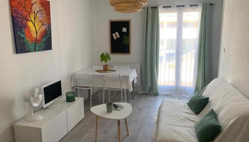 Studio vert idéalement situé gare cœur de ville et accès direct bus futuroscope - Foto 3