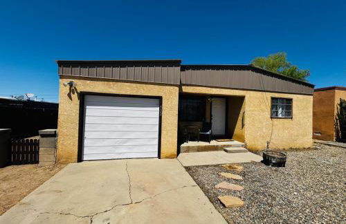 Free Chick-Fil-A & Starbucks! 502 Hideaway! - Foto 19