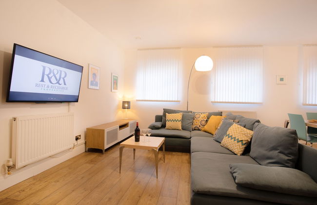 Rest & Recharge Regents CT 3bed Sleeps 7 - Foto 11