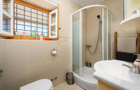 4 Bedroom Cozy Home In Sveti Lovrec - Foto 39