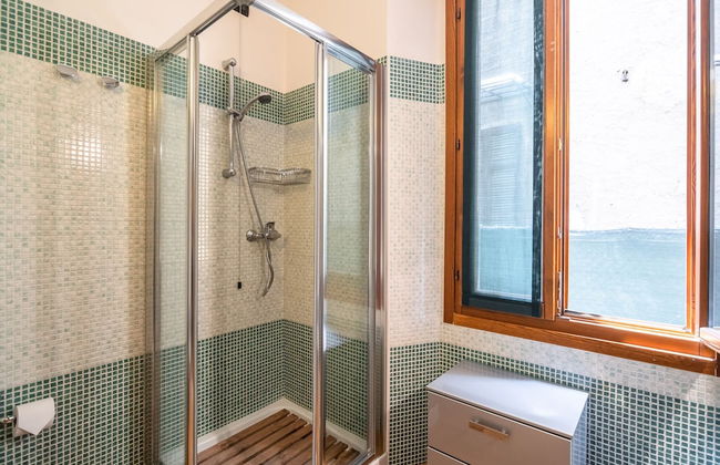 Belvilla by OYO Casa Cristina Meina Centro - Foto 17