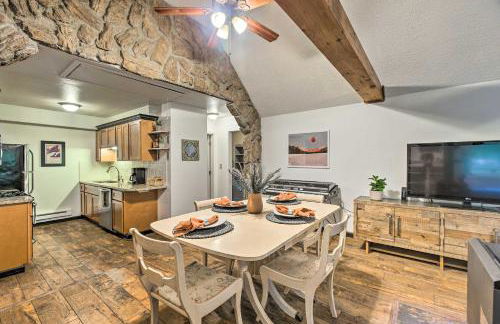 Creekside Morrison Cabin about 9 Mi to Red Rocks Park! - Foto 8