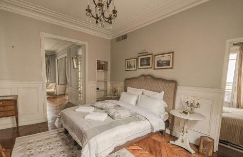 AC 3bds Apt with arc de triomphe view & terrace - Photo 30