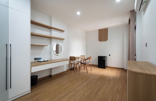 Moonlit Suites Hotel - Photo 40