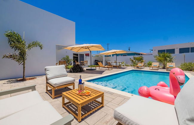 Newly Built Private Pool 3BR Parking Wi-fi - Foto 1