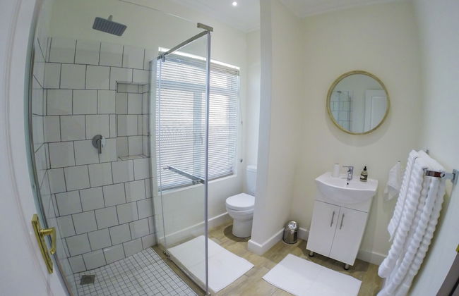 Saints Rest - Photo 10