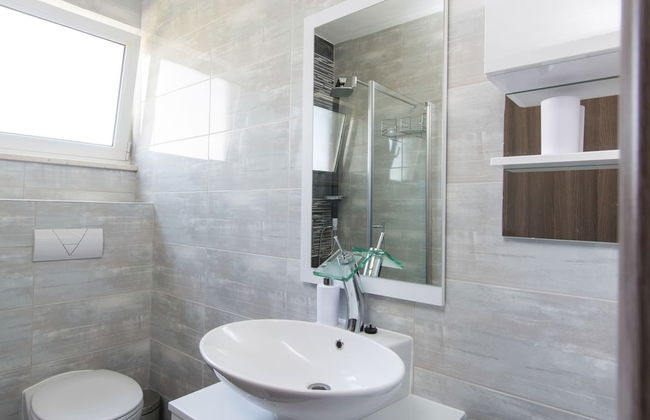 Apartment in Seget Donji Near Trogir Old Town - Photo 16