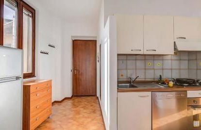 Esclusiva Vista Lago con Piscina e Parcheggio -Salò- - Foto 9