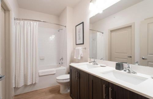 Landing Incredible 1BD Clubhouse Pool - Photo 25