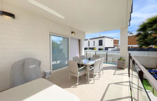 Perfect Getaway Villa - Photo 24