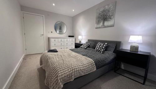 Cosy Flat in Stevenage Town Centre - Foto 1