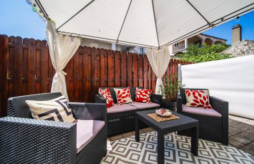 Violet Red Yellow Apartments - Foto 4