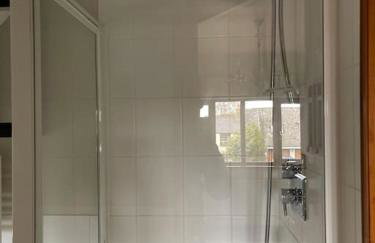 Spacious Home, 6 large bedrooms, full sky package, sleeps 14 - Foto 54