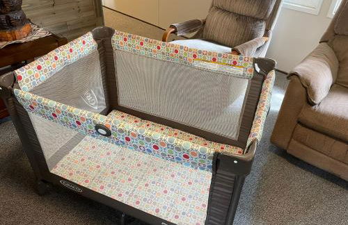 Grandma's Home in the Woods. Yellowstone - Foto 3