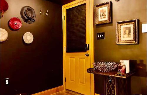 Bloomingdale Blues Speakeasy Free Parking - Foto 16