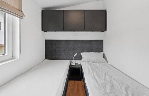 Gorgeous Home In Erkheim With Wifi - Foto 15