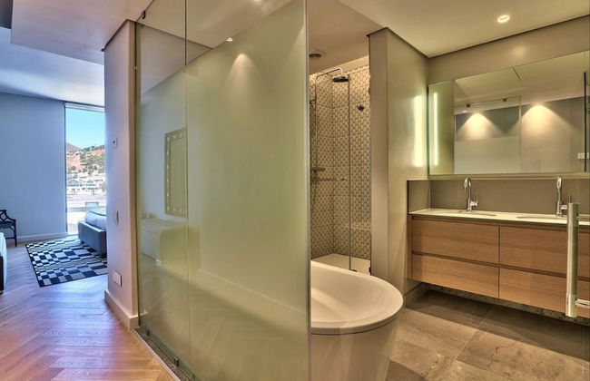 Executive Yacht View Two Bedroom Apartment - 409 - Foto 2