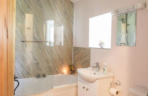 Ty Mynydd - Photo 22