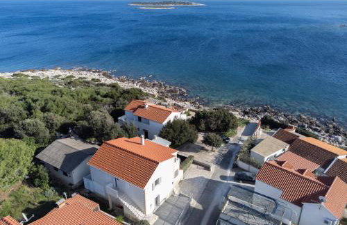 Seafront Suites Maja - Photo 49