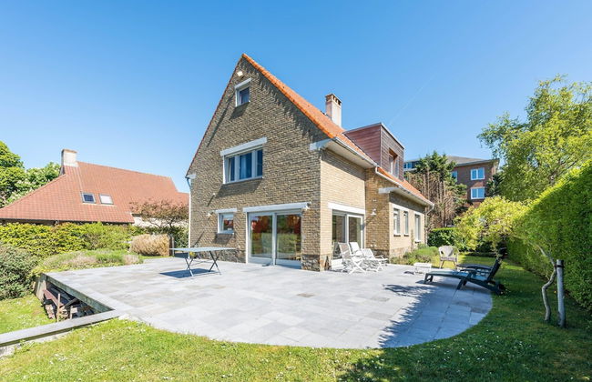 Villa in St-idesbald Near Ster der Zee Beach - Photo 1