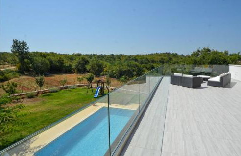 Gorgeous Home In Kanfanar With Wifi - Photo 32