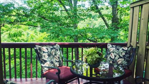 Corner Lake Getaway - Photo 4