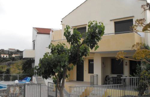 Christinas summer house with pool in Kefalas - Photo 9