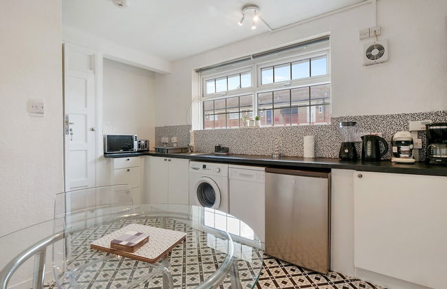 The Xavier Flat by Kasar Stays - Foto 11