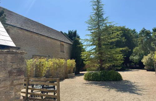 Family Cotswolds Cottage Farm Stay - The Smythy - Foto 15