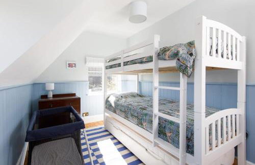 Newly Renovated Cottage 150m From Waterfront - Foto 58