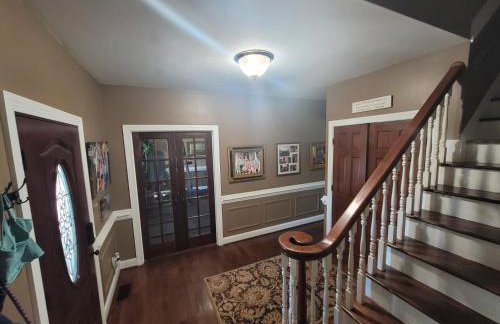 Large Home with Pool & 7 bedrooms; sleeps 21 - Foto 17