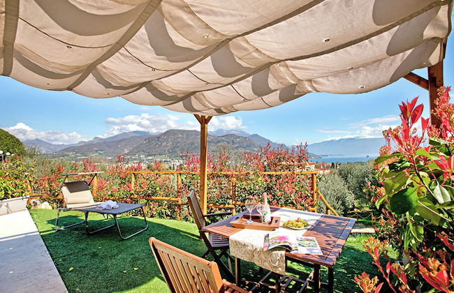 Caffe Priscilla House Parking & Lakeview - Foto 1