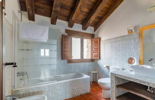 Casa Rural Enorme con BBQ & Horno Leña ideal para Familias - Foto 25