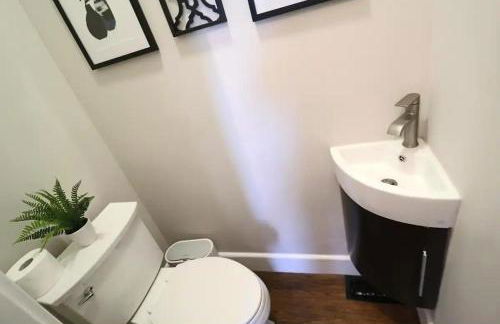 Spacious 4-Bed- Sleeps 8 - Family Friendly - Foto 4