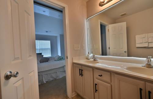 Amazing Renovated Townhouse - Foto 31