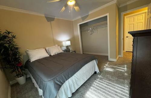 Spacious Country Club Golf Course Retreat - Foto 17