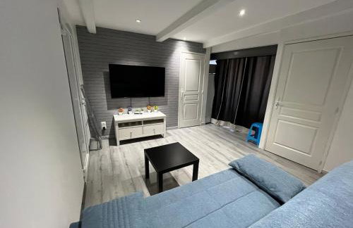 Logement Cosy 40 m2 Coeur historique de Lunel - Foto 11