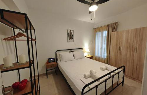 Leo's & Xerxes' place in the Heart of Rhodes - Photo 18