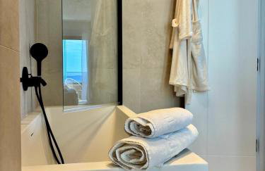 Penthouse Jacuzzi SeaView Suite - Foto 35