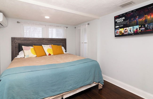 Seminole Heights Retreat - Photo 2